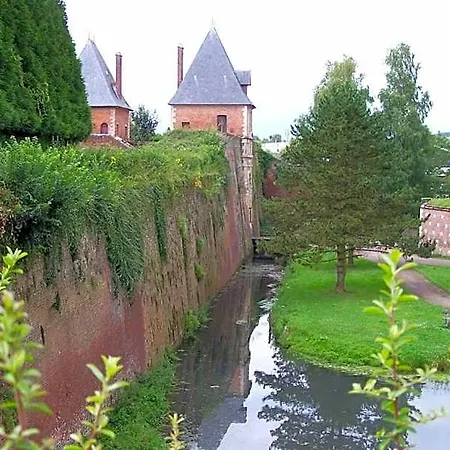 Les Insolites Du Brochet Hotel *